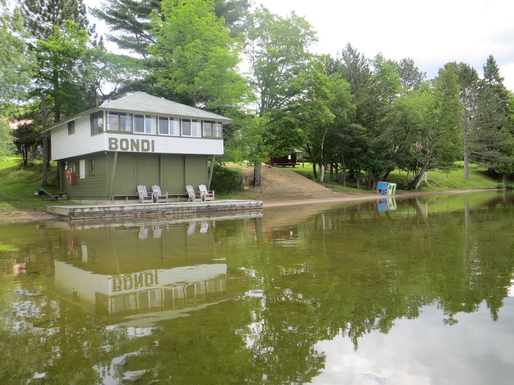 Bondi Village Cottage Resort Lake of Bays Exteriör bild