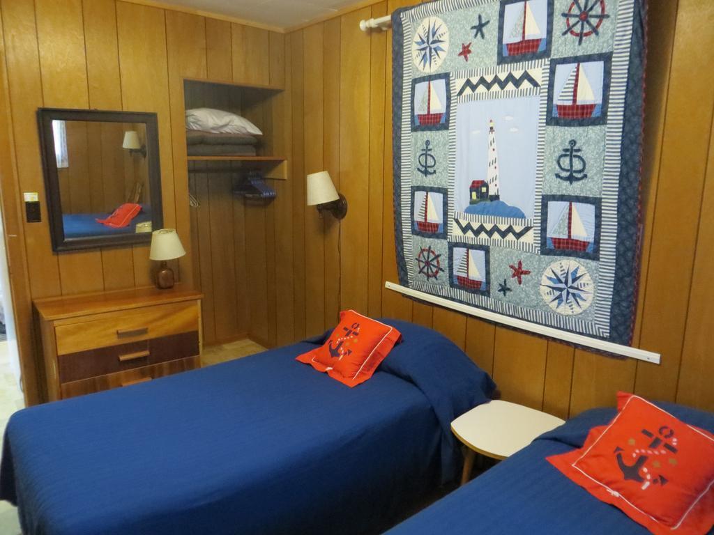 Bondi Village Cottage Resort Lake of Bays Exteriör bild